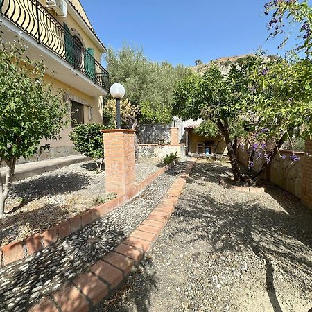 Villa Chris Taormina Eksteriør bilde