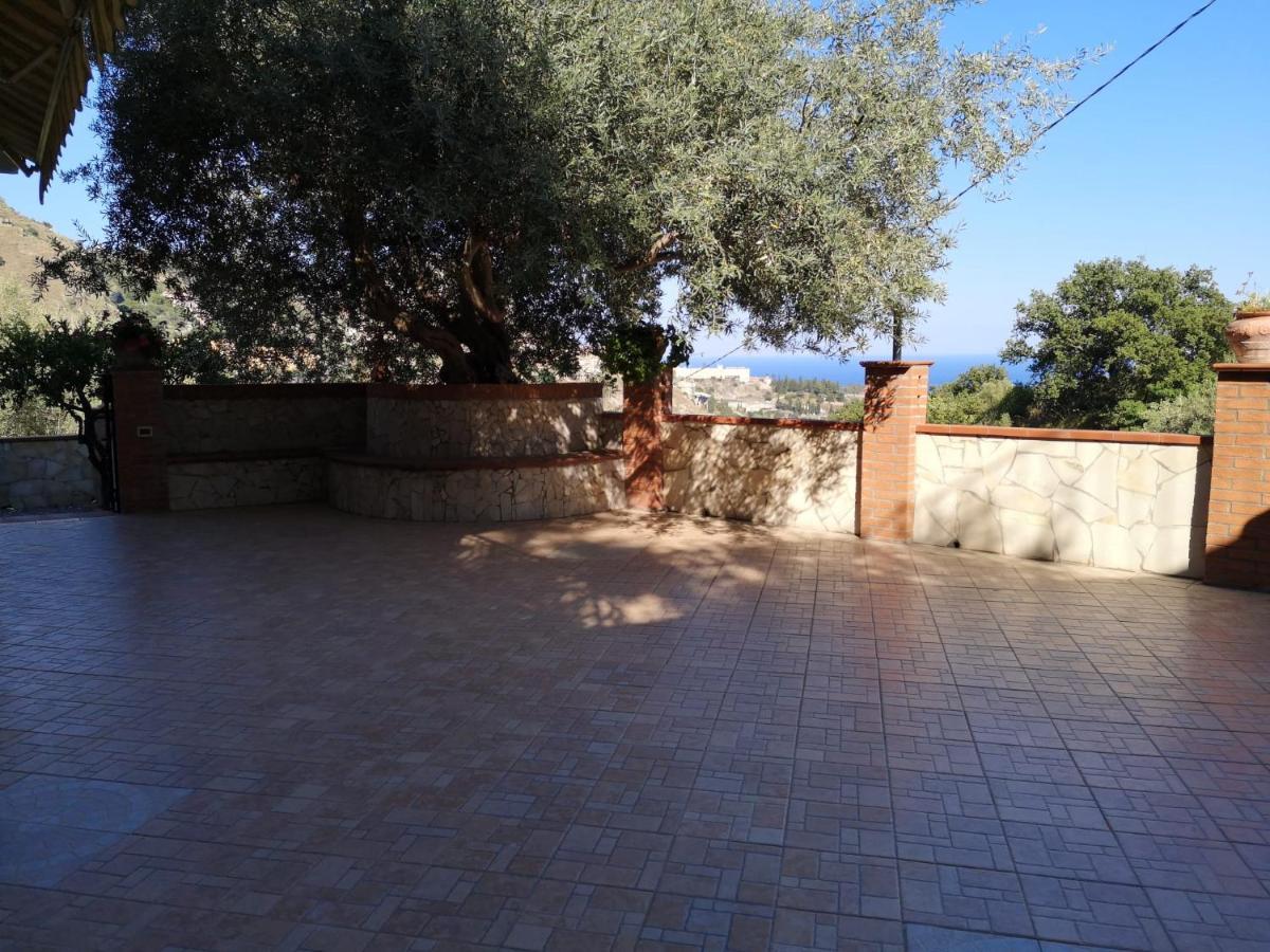 Villa Chris Taormina Eksteriør bilde
