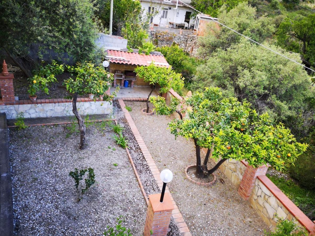 Villa Chris Taormina Eksteriør bilde